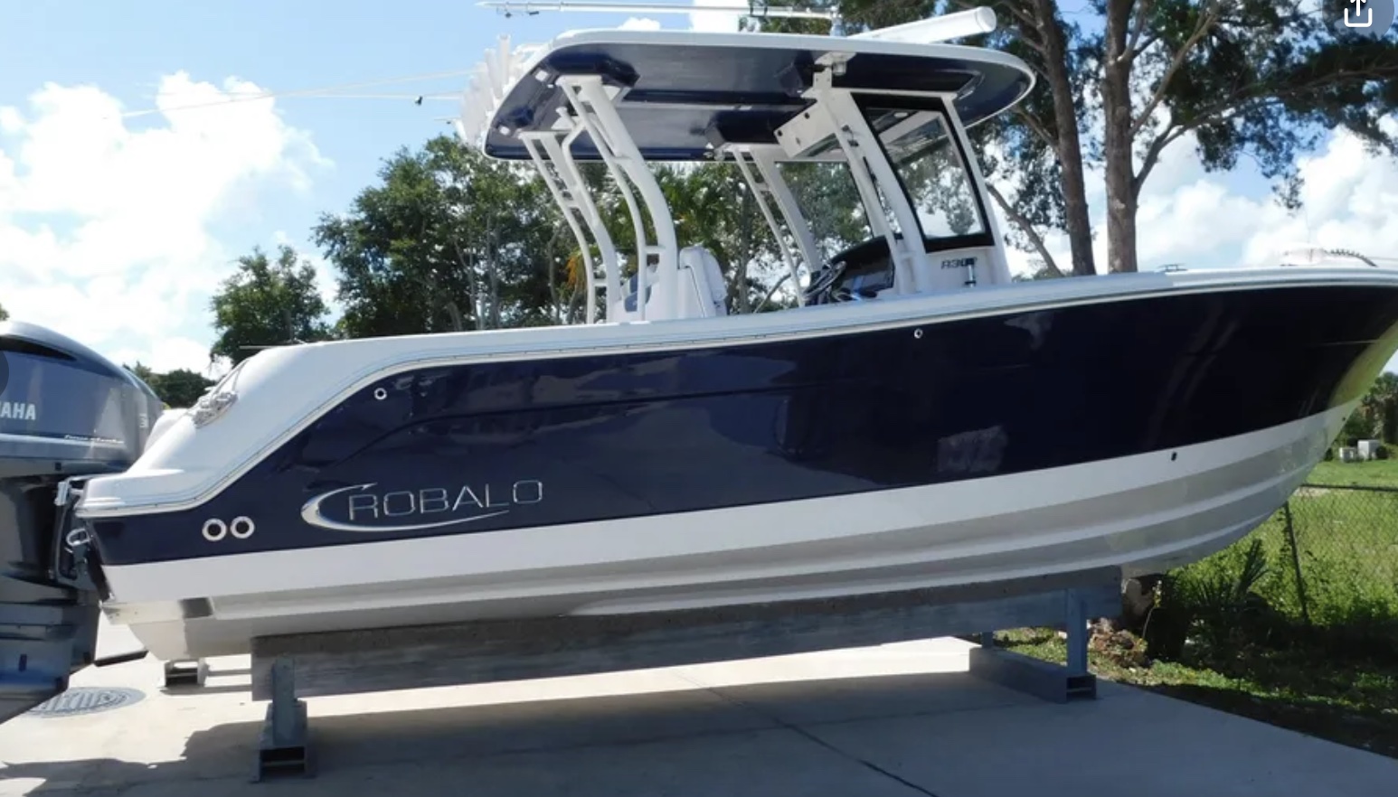 2020 30' Robalo